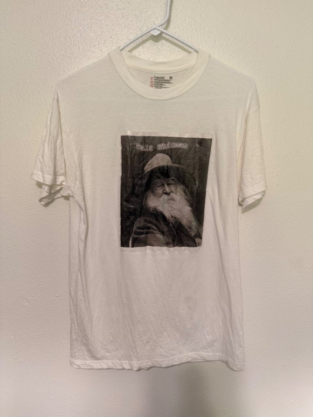 Hanes T-shirt White with Walt Whitman Design Front and Back Size M